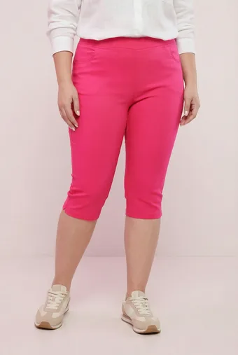 Pantaloni rosa a metà polpaccio