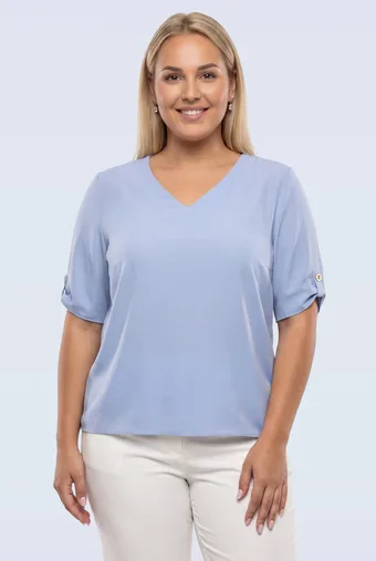 Camicetta azzurra con scollo a V